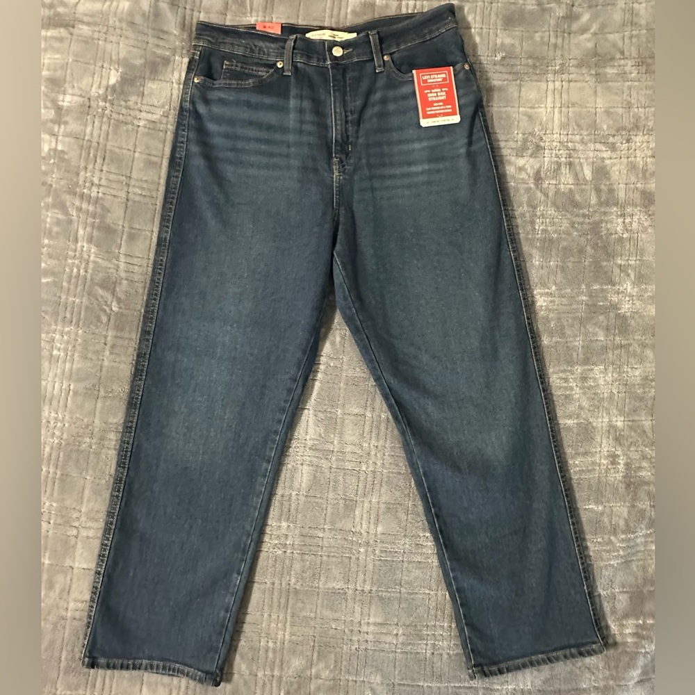 Size 14 Woman’s Levi's Signature Dark Blue Vintage High Rise Straight Jeans